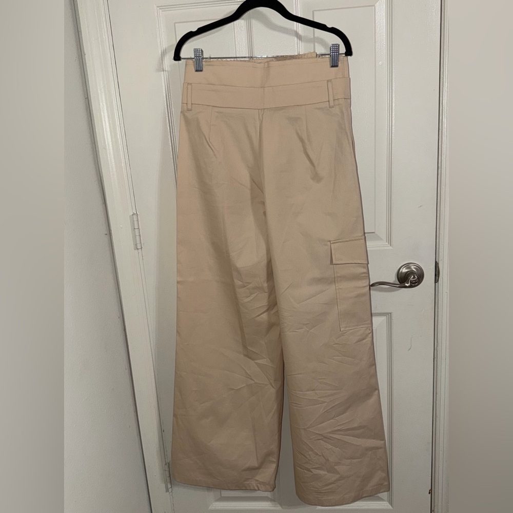 Zara Beige Wide-Leg Cargo Trousers - Picture 2 of 3